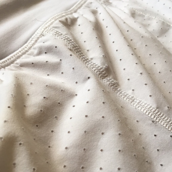 Lululemon shorts - Picture 1 of 4